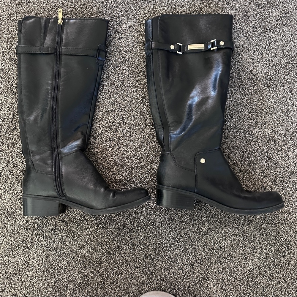 Tommy Hilfiger Black Leather Riding Boots, Gold Accents, Size 9M, Elegant Style